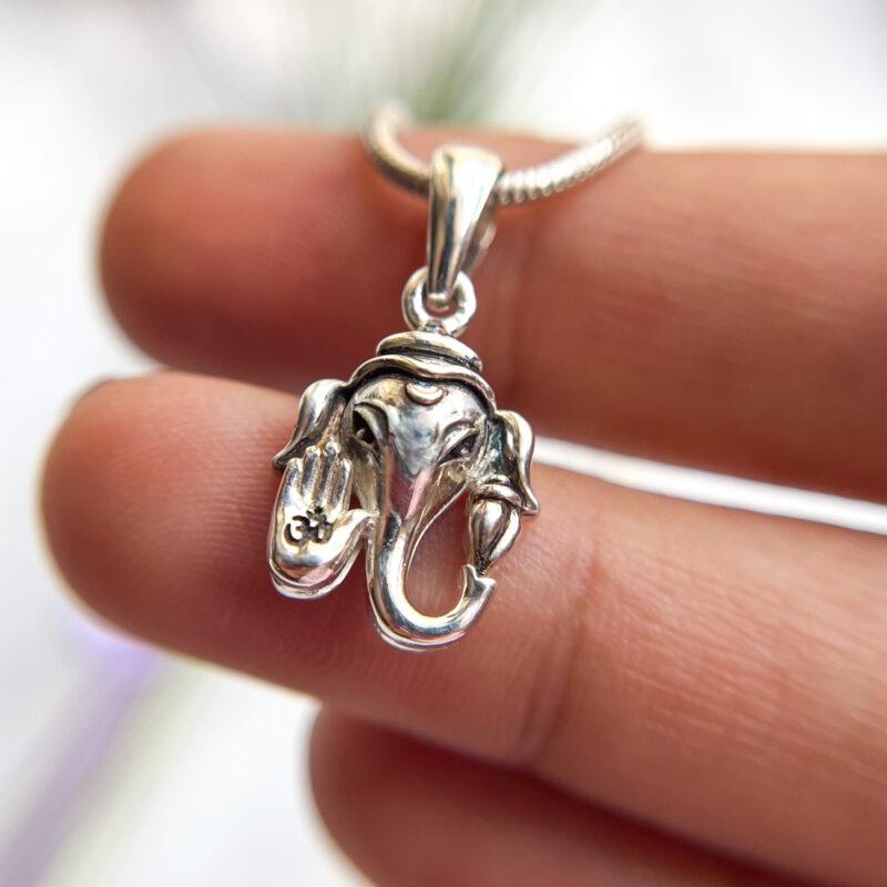 Sri Ganesha Tiny Pendant