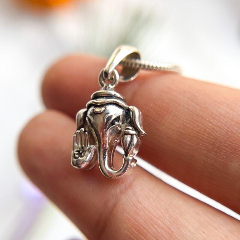 Sri Ganesha Tiny Pendant